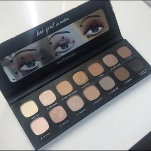 Bare Minerals Nudes palette